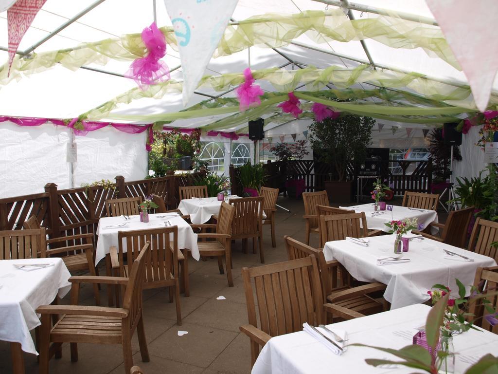 Manor Inn Galmpton Екстер'єр фото